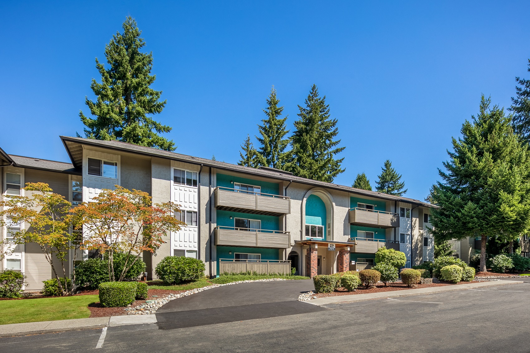 Apartment Entrance at Central Park East, Bellevue